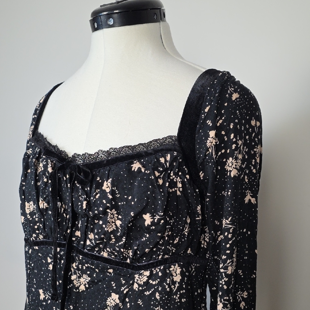 Free People โ Floral Boho Dress with Flared Sleeves (Size S) - Picture 7 of 13